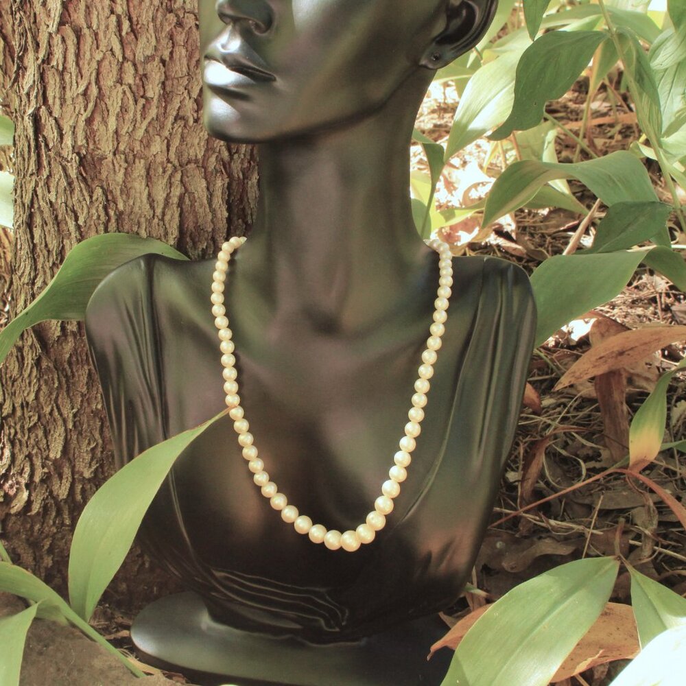 Vintage Marvella Champagne Faux Pearl Necklace PAT# 537985
